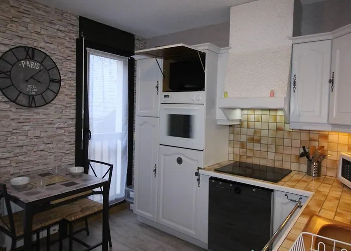 Apartment Superbe 2 Pieces Tout Confort A Luchon - Parking, Wifi, Pres Telecabine - Fr-1-313-218 Bagnères-de-Luchon